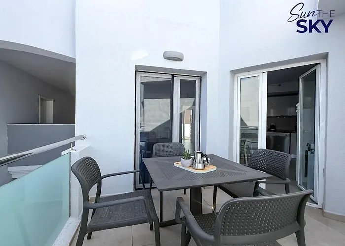 Amazing Sun The Sky - Pool & Wifi Free Appartamento *